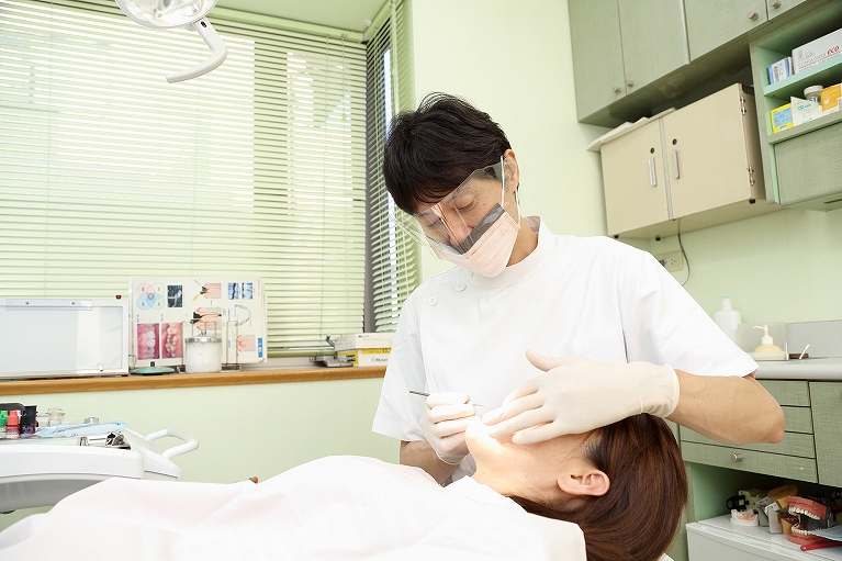 1.全ての診療を歯科医師が責任もって行います。